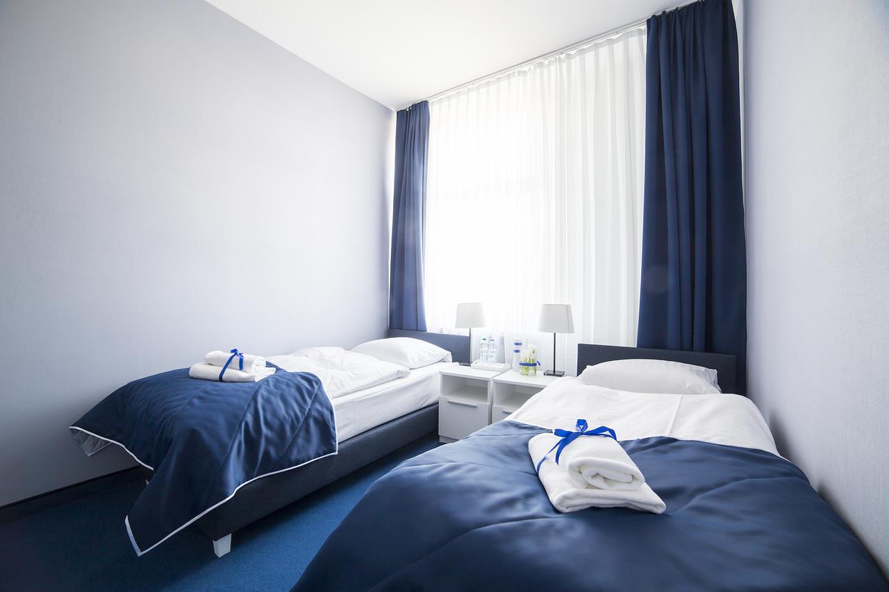 Hotel Opolanka Ополе Экстерьер фото